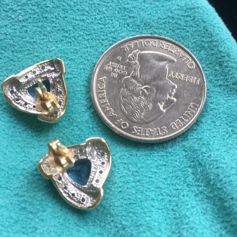 14KT Solid Gold Diamond Tanzanite pierced Earrings REAL Five  Star Posher Read - Picture 10 of 11